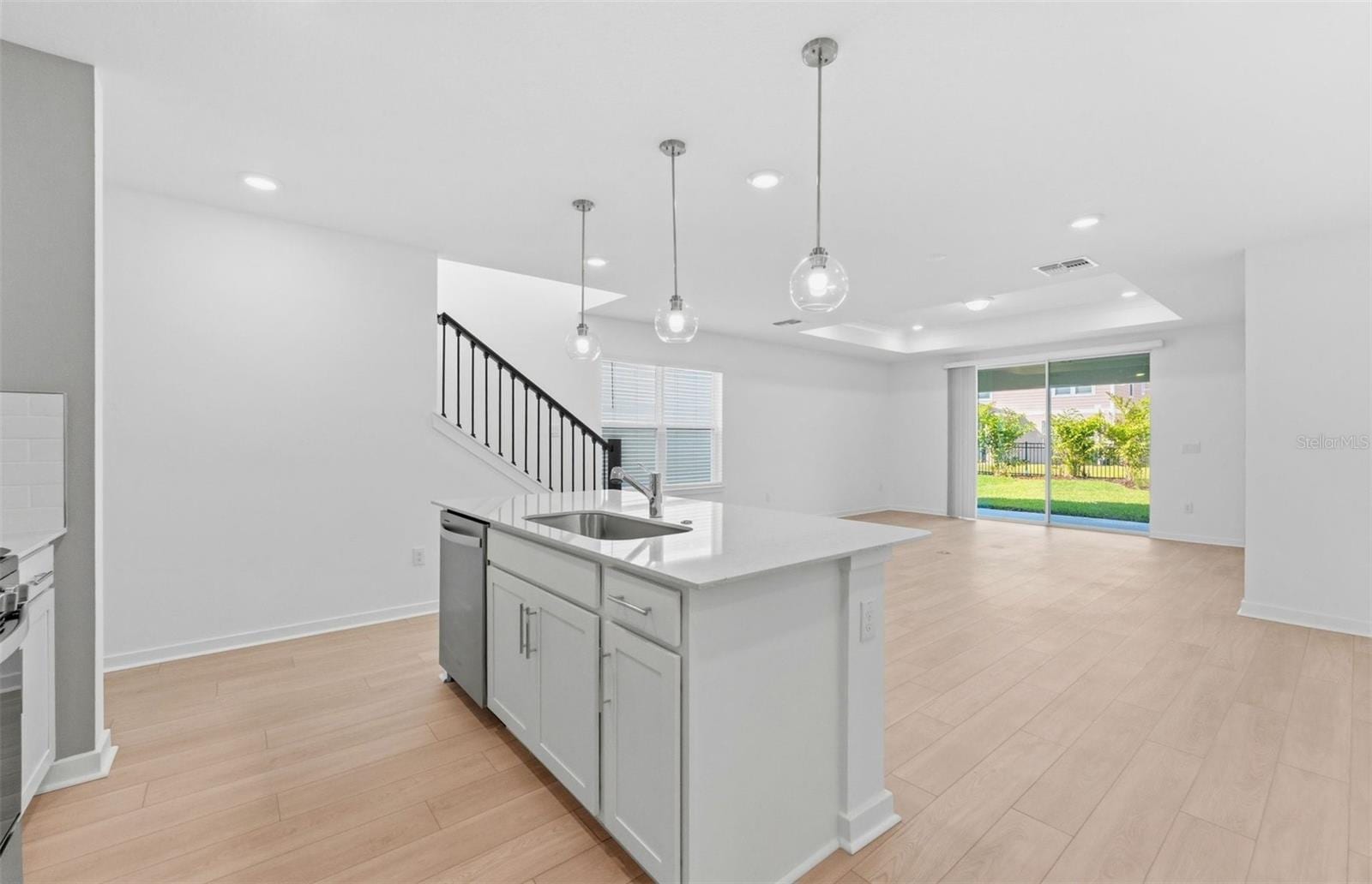 6275 Broad Field Ave photo 4