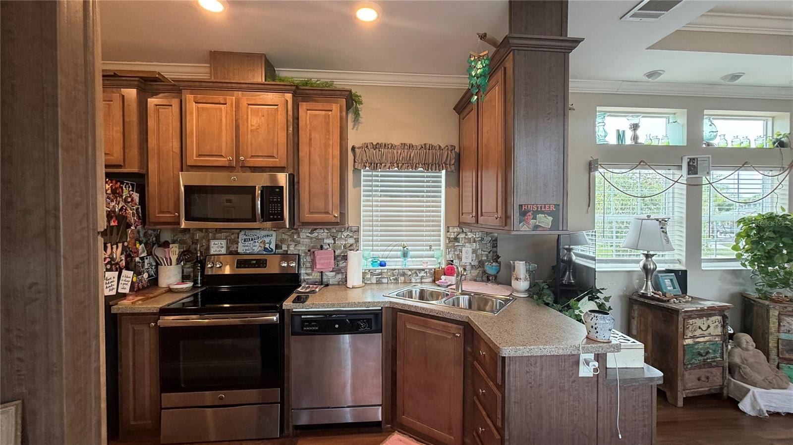 6942 Amanda Vista Cir photo 4