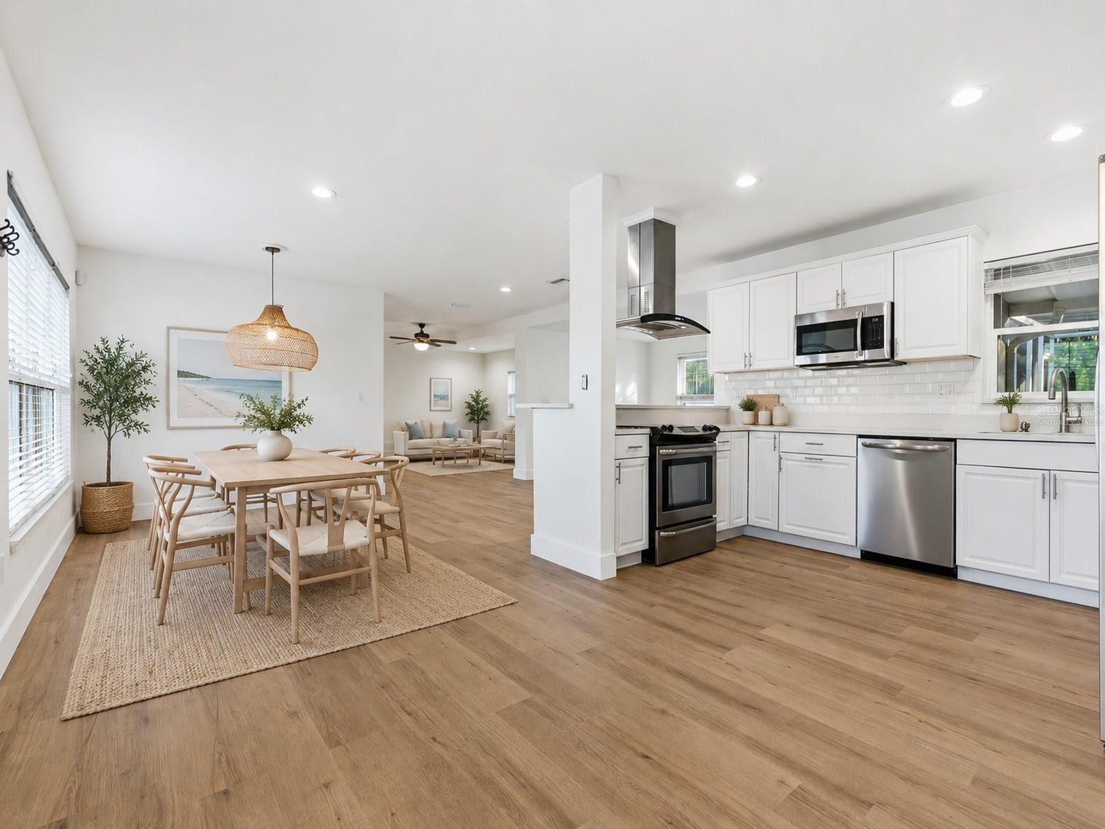 327 Sunny Ln photo 5