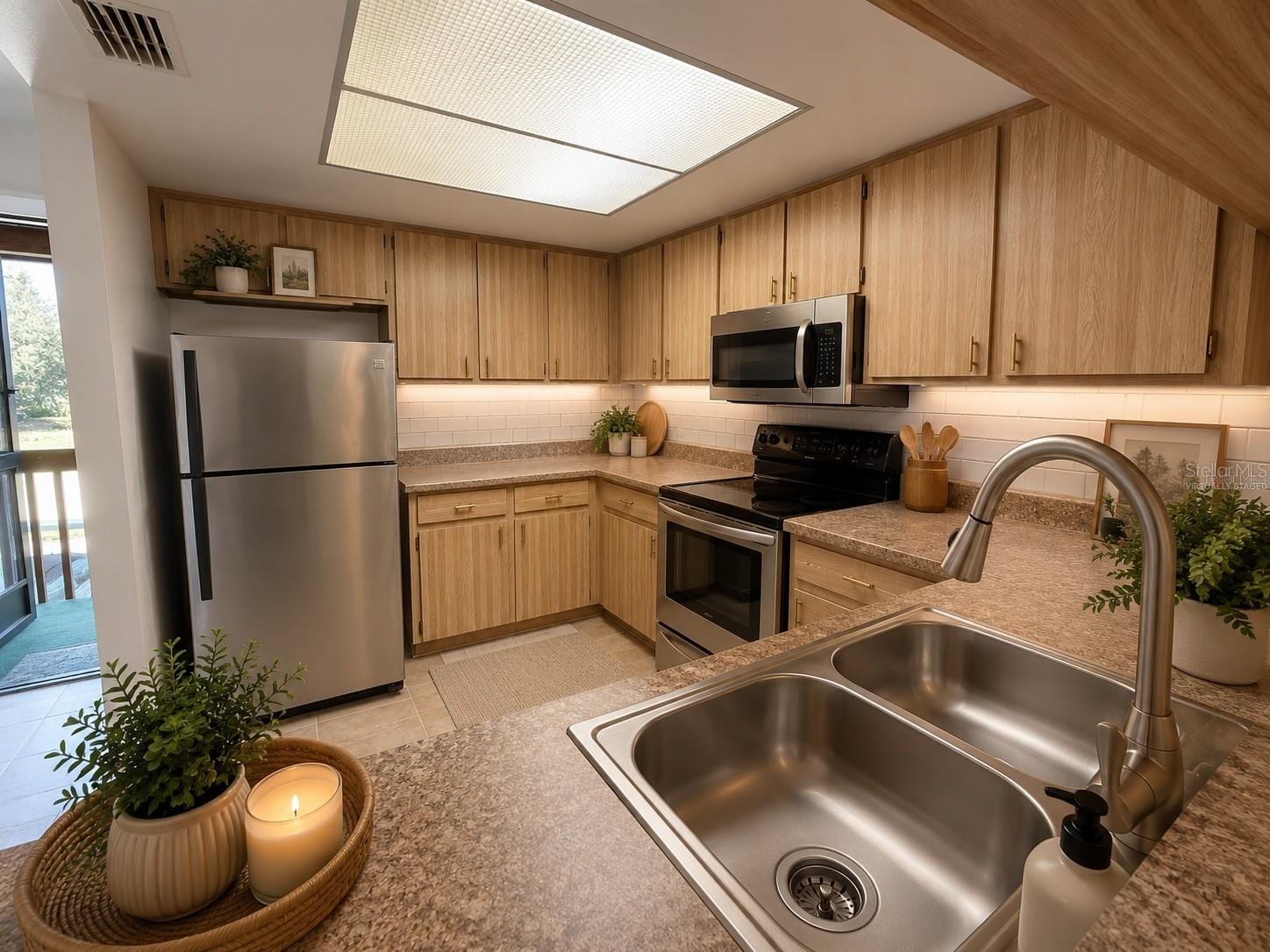 12155 Environmental Dr #6 photo 3