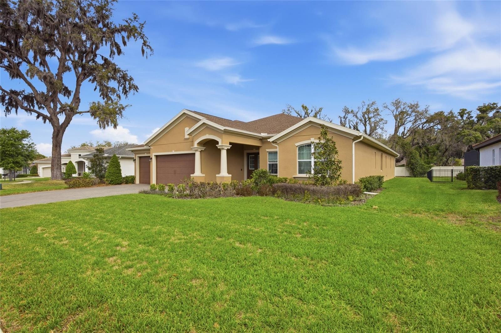 115 Brookover Ln photo 3