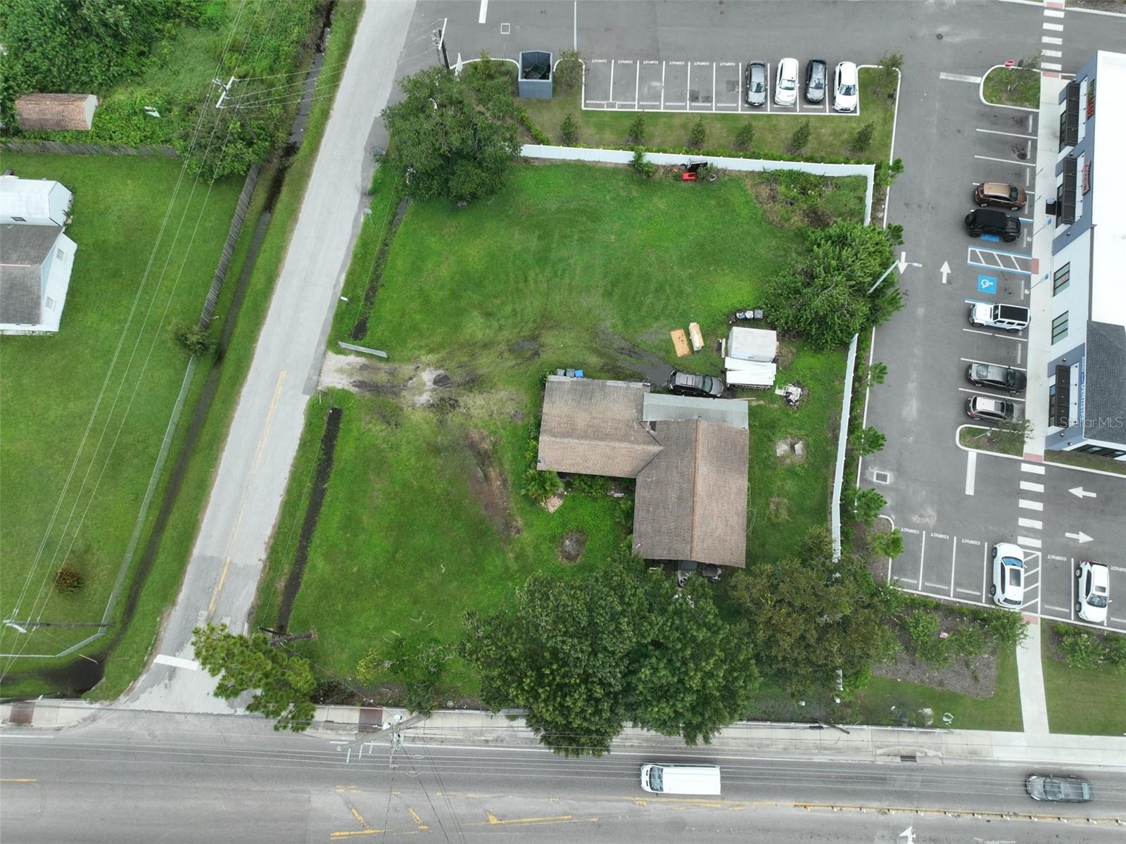 11348 Pine St photo 1
