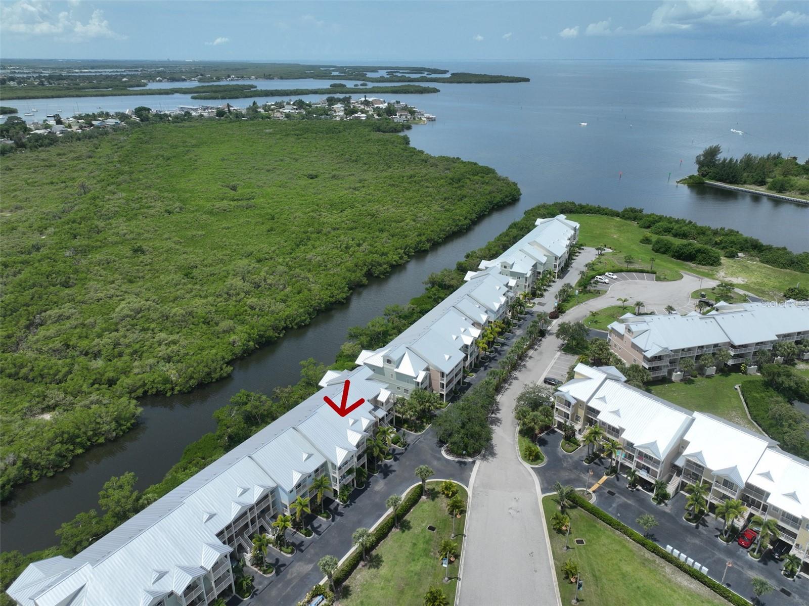 3226 Mangrove Point Dr photo 1