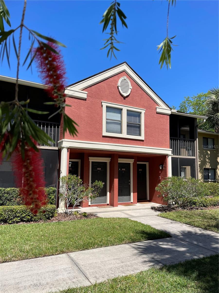 5557 Baywater Dr photo 1