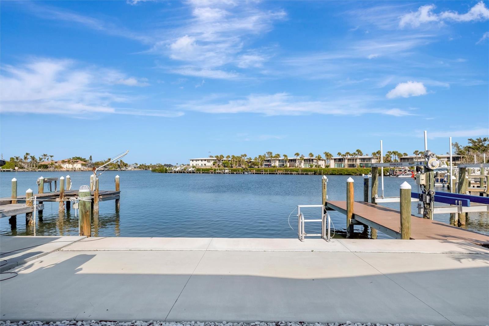 15 Seaside CT photo 1