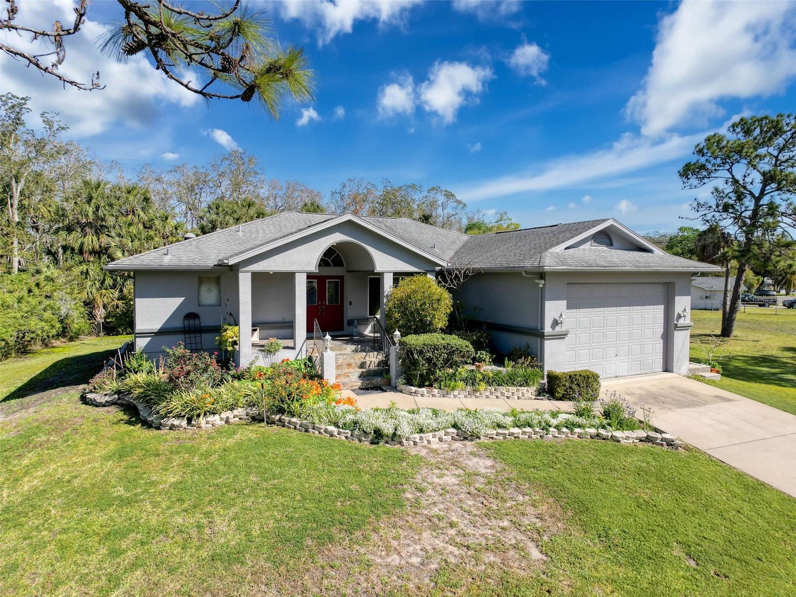 8437 Indies Dr photo 1