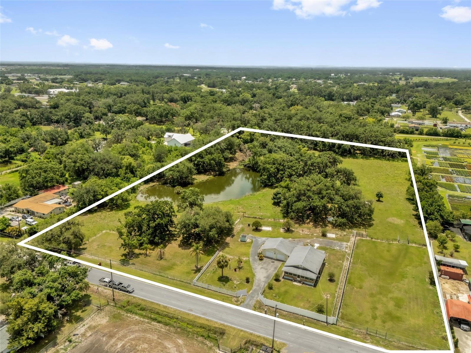 3101 Medulla Rd photo 1