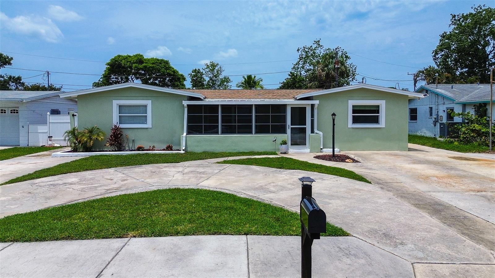 5672 62nd Way N photo 1