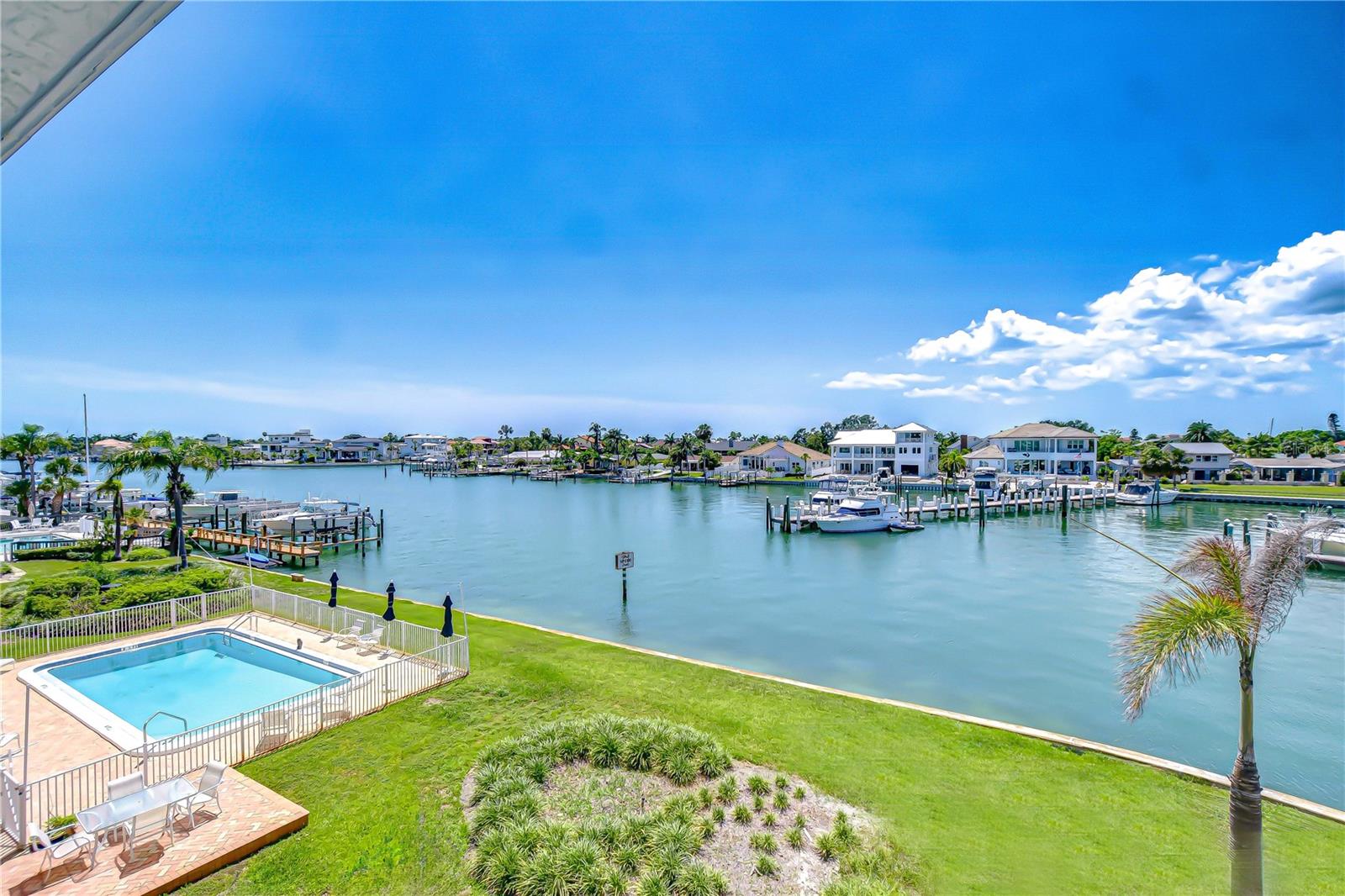 340 Pinellas Bayway S #304 photo 1