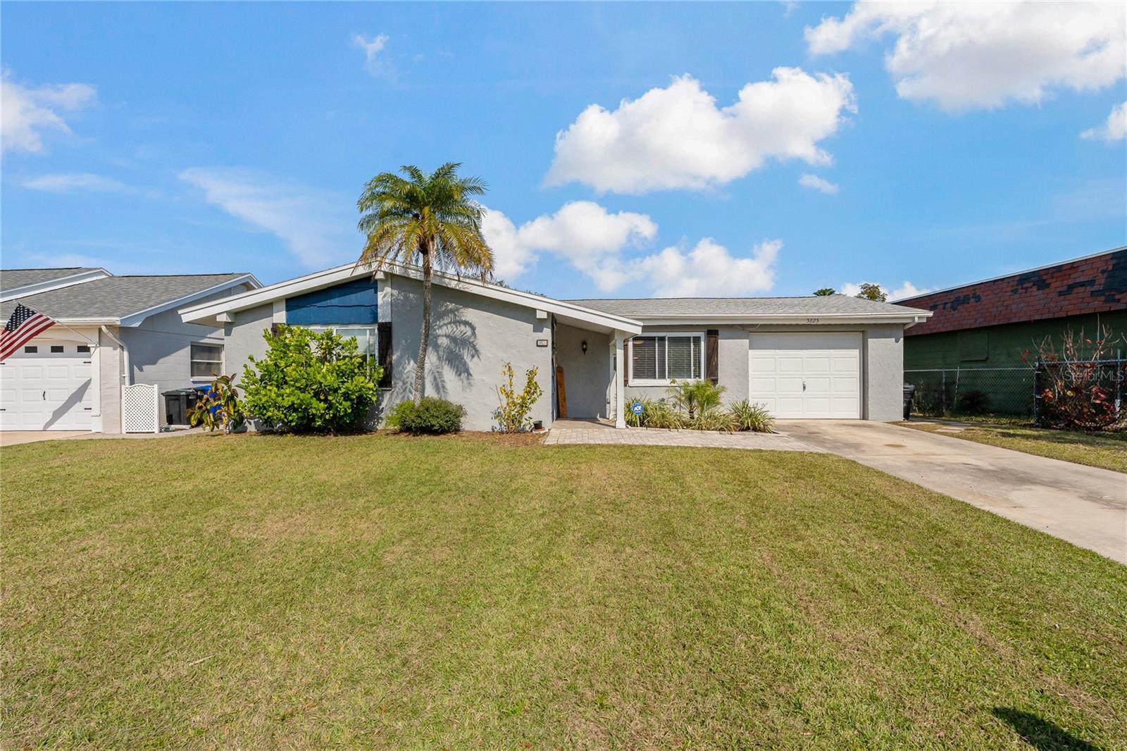 3823 Sail Dr photo 1