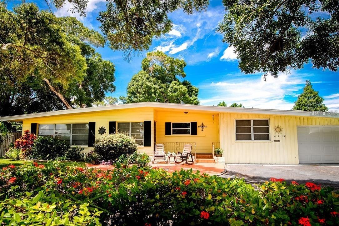 2110 Fairway Ave S photo 1