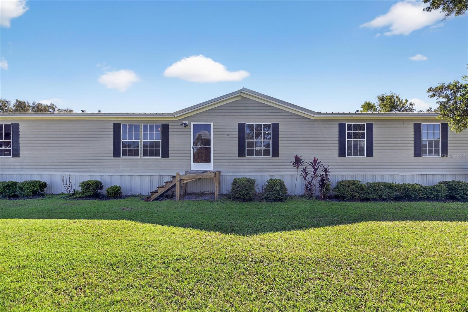 4416 Pippin Rd photo 1