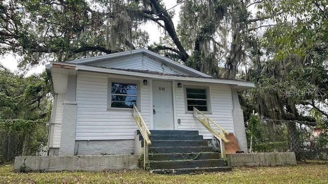 616 W Crawford St photo 1