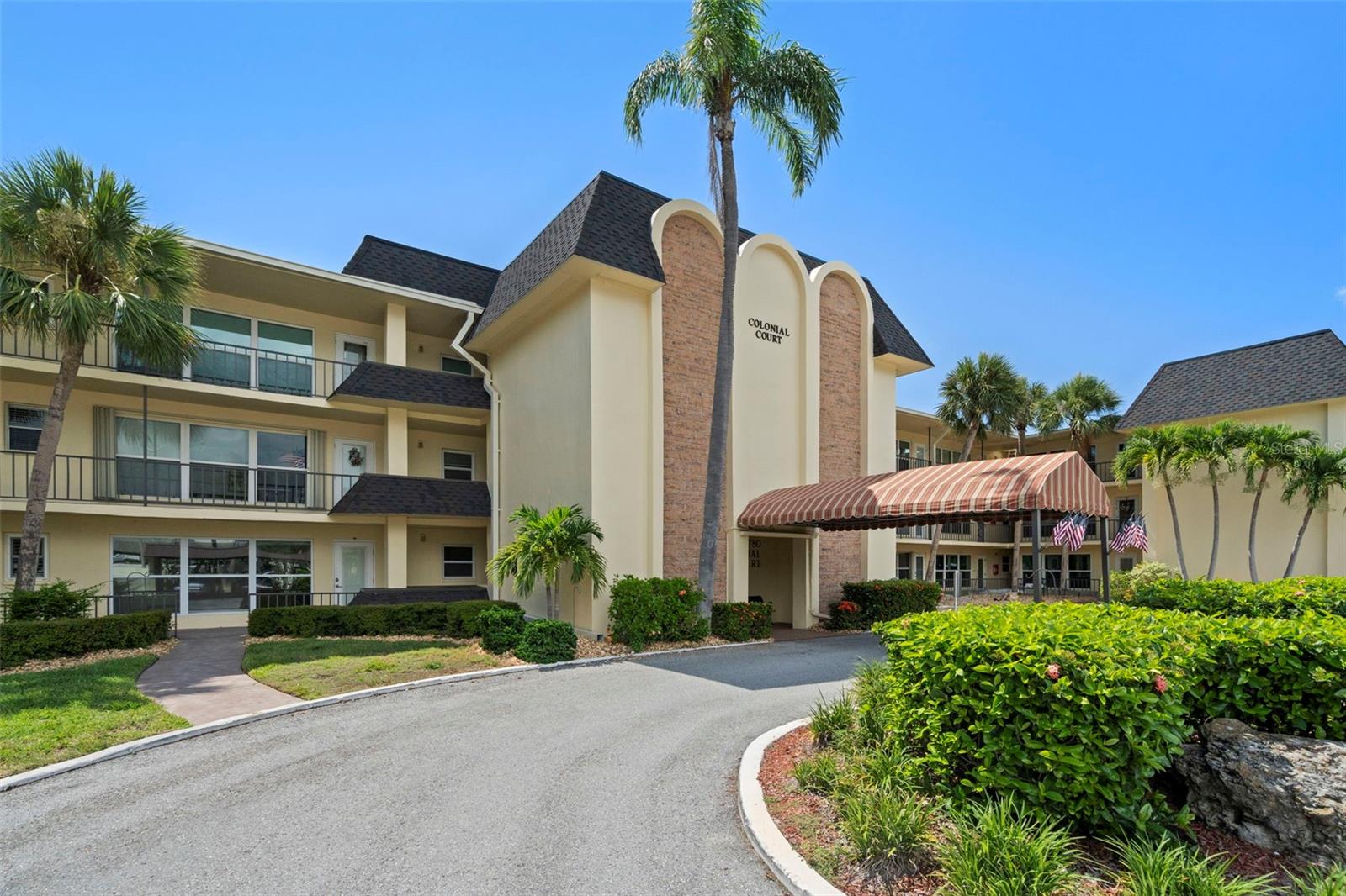 4780 Cove Cir #205 photo 1
