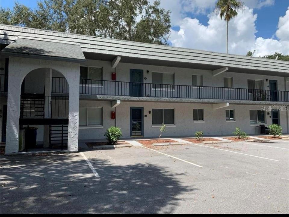 220 N Idlewood Ave #204 photo 1