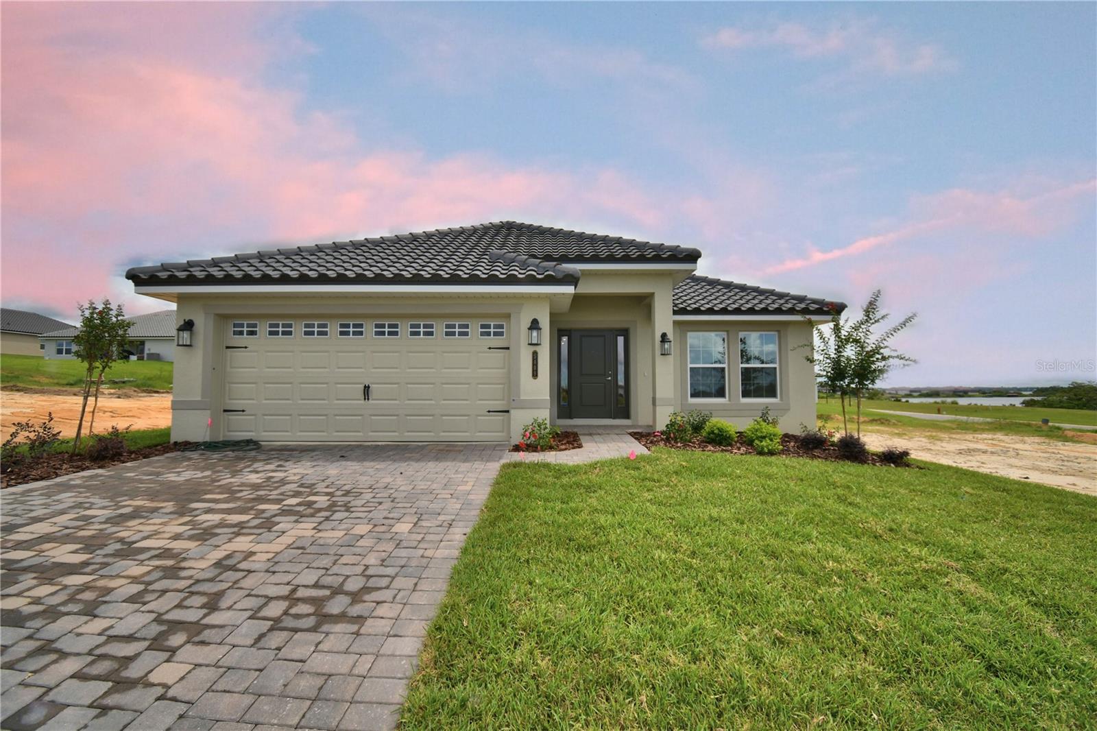 5409 Waterside Dr photo 1