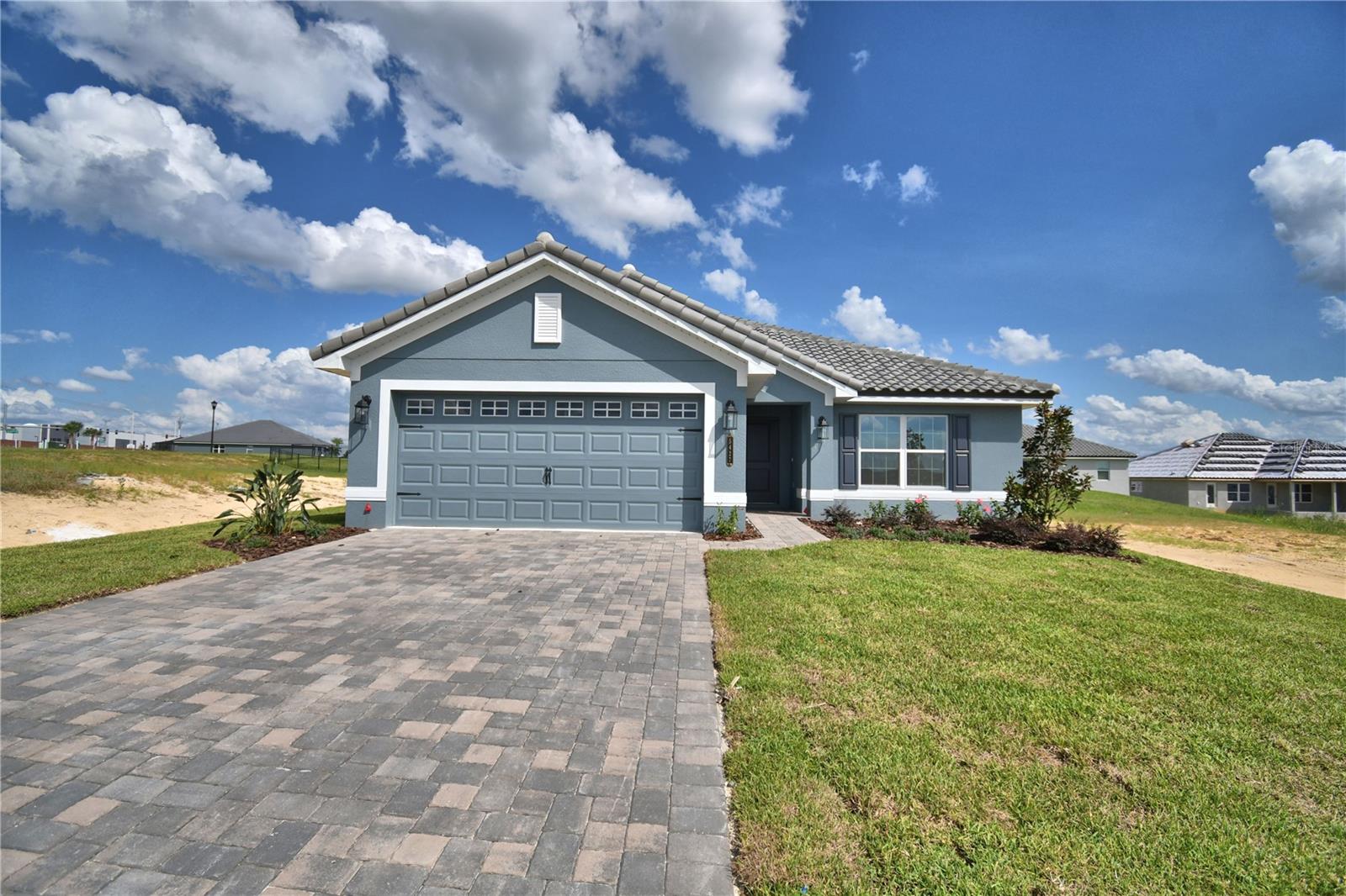 5427 Waterside Dr photo 1