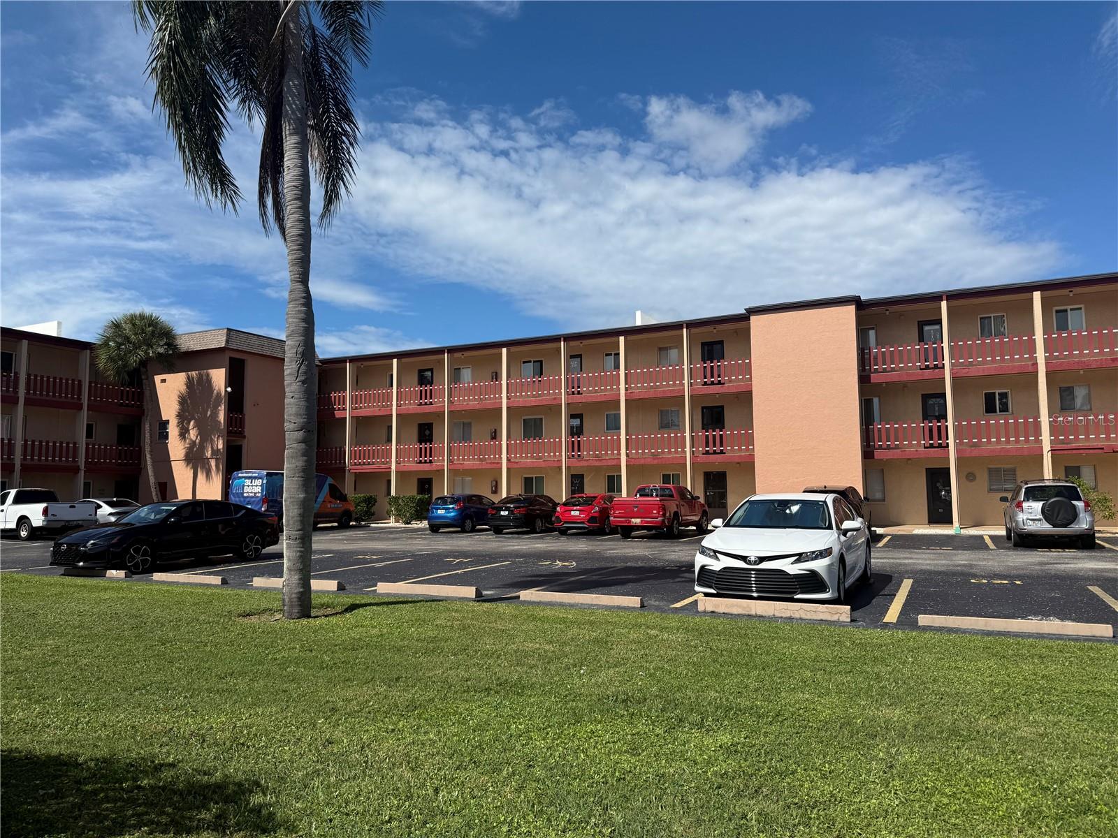 4186 Heron Way #B-219 photo 1