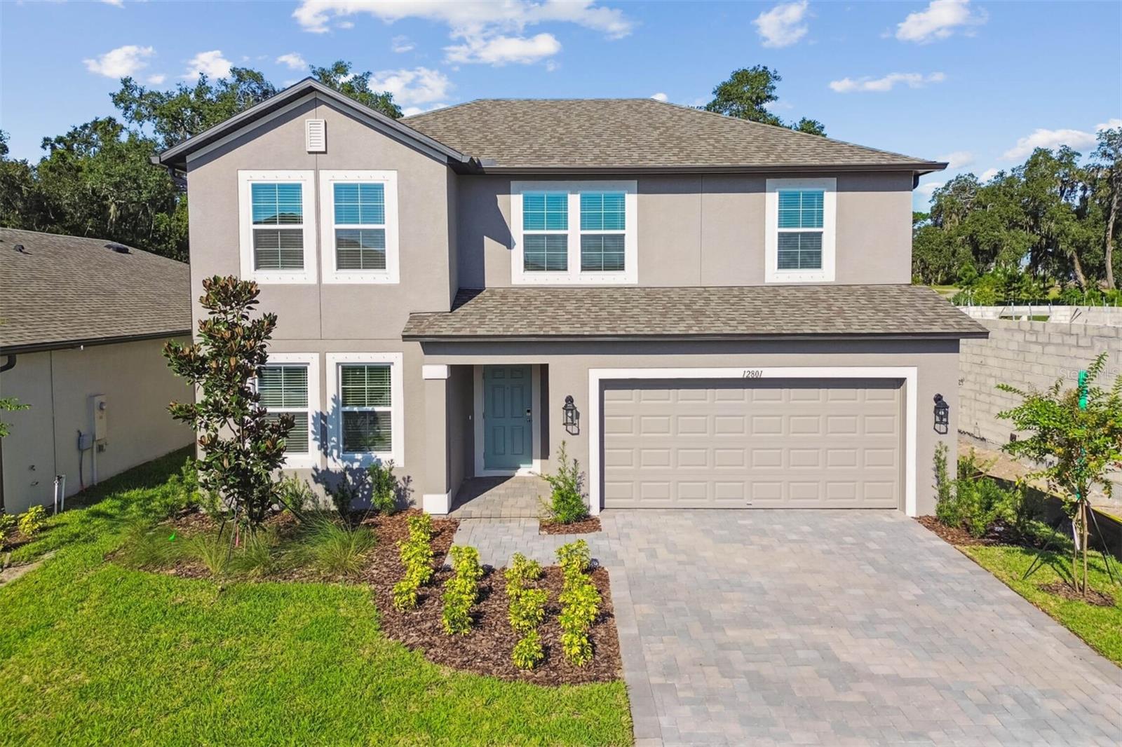 12801 Castle Oaks Dr photo 1