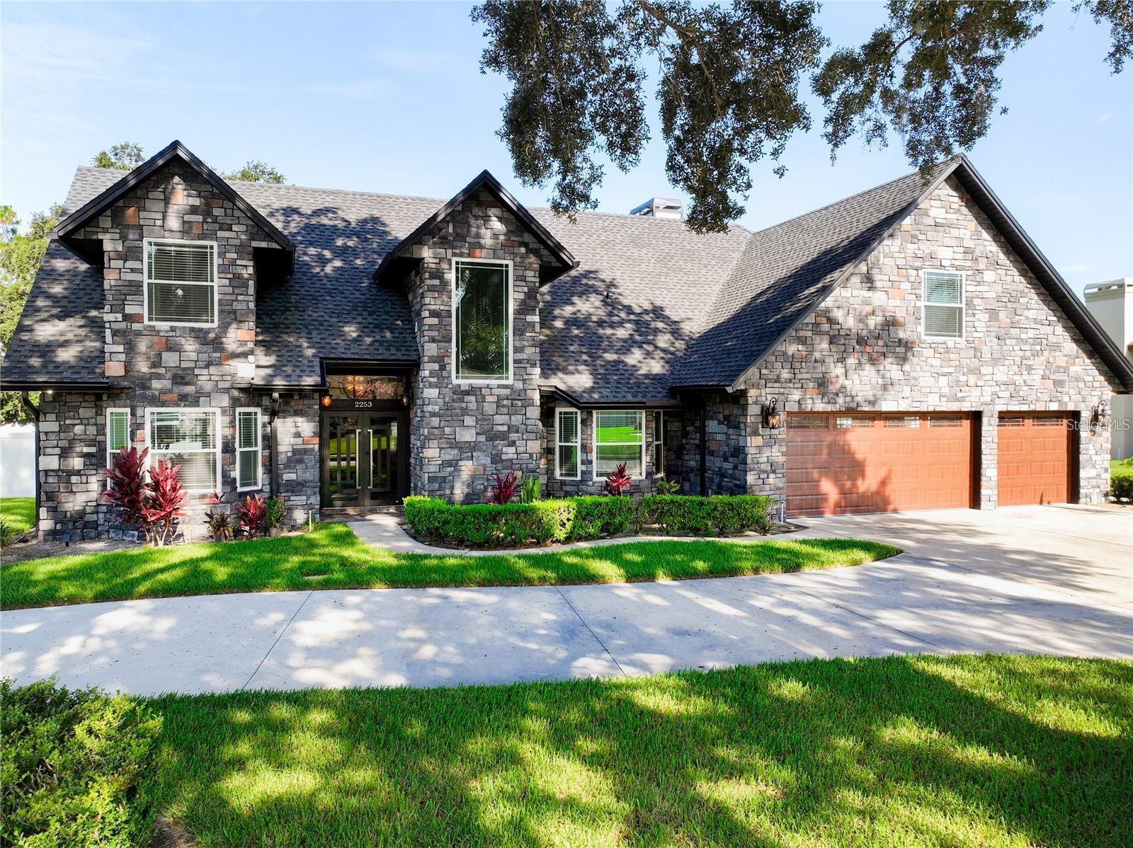 2253 Malachite Dr photo 1