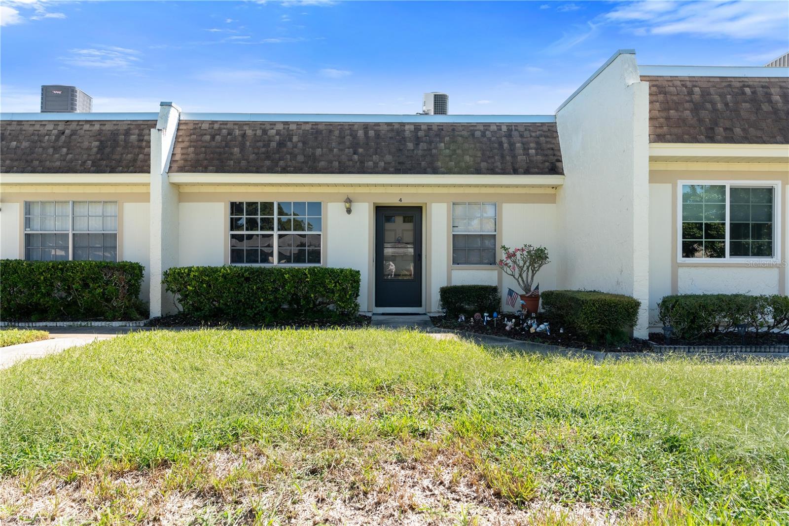 11310 Carriage Hill Dr #4 photo 1