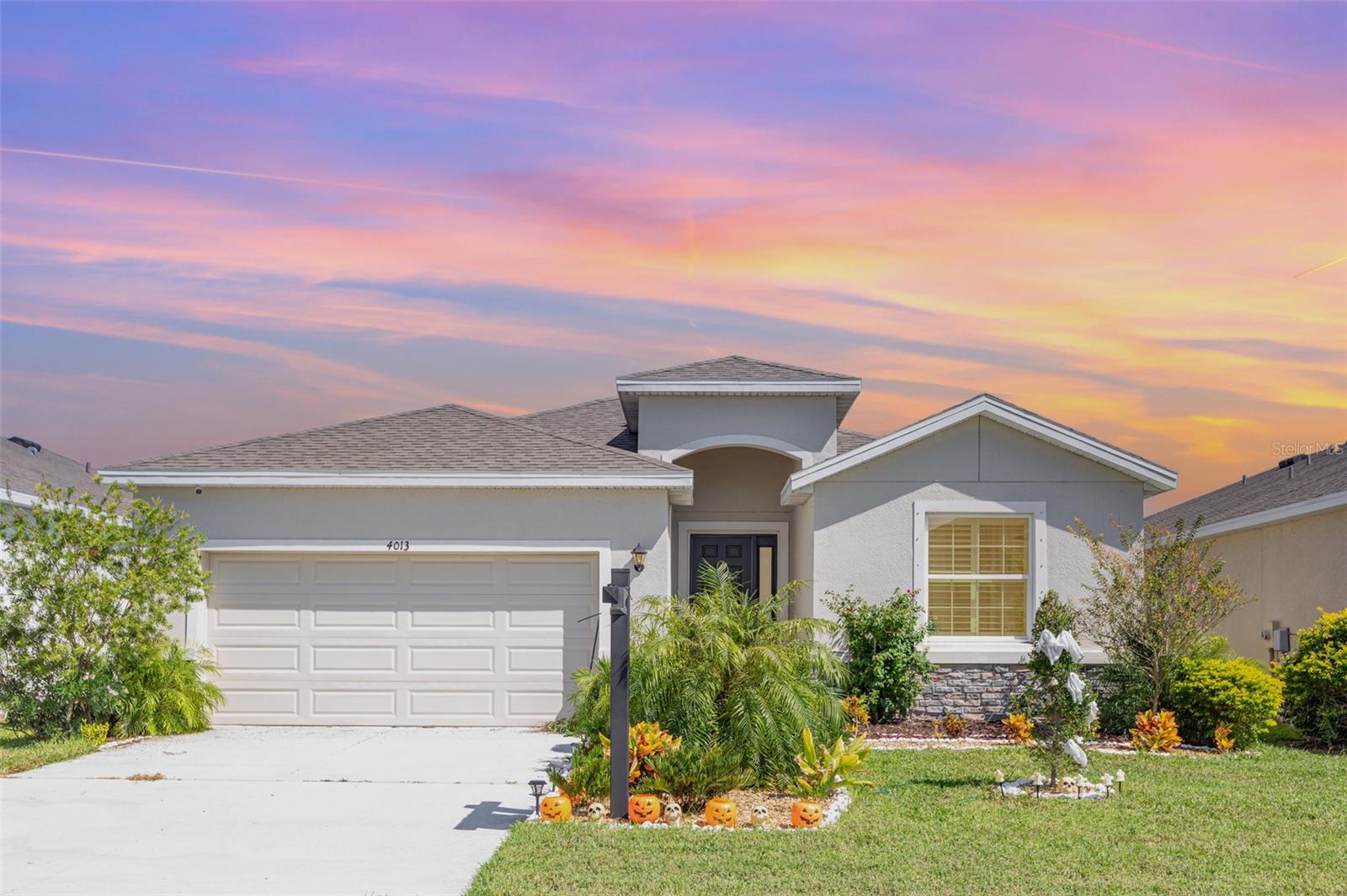 4013 Lively Coral Pl photo 1