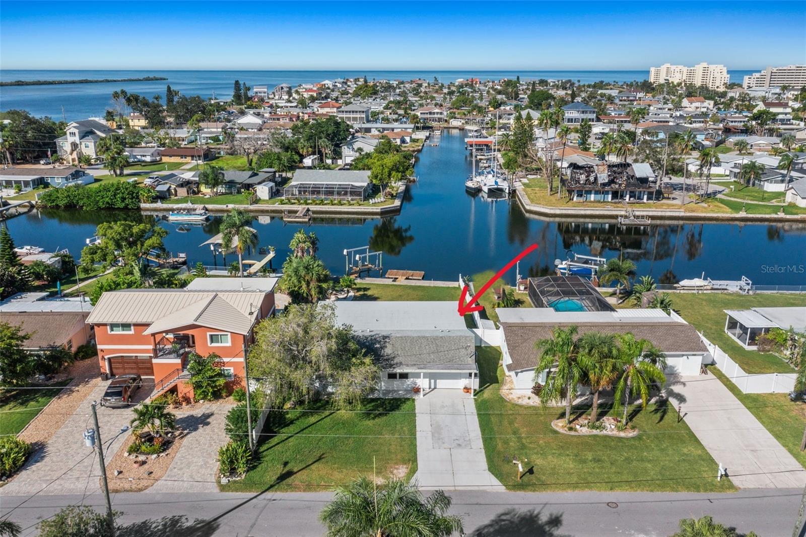 13611 Evelane Dr photo 1
