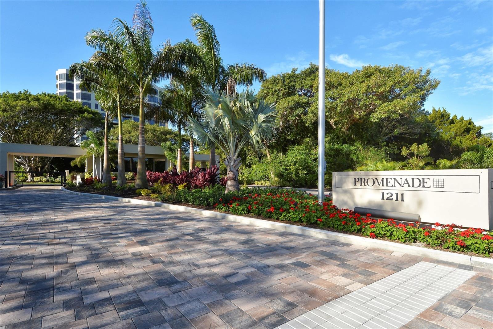 1211 Gulf Of Mexico Dr #301 photo 1