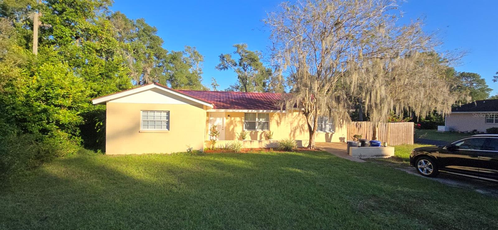 12546 Abbey Dr photo 1