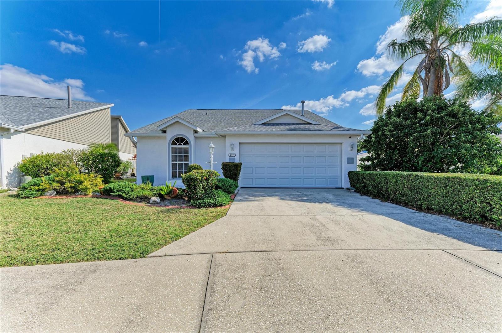 4227 Placid Dr photo 1