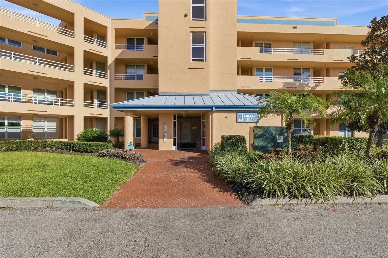 4530 Pinebrook Cir #301 photo 1