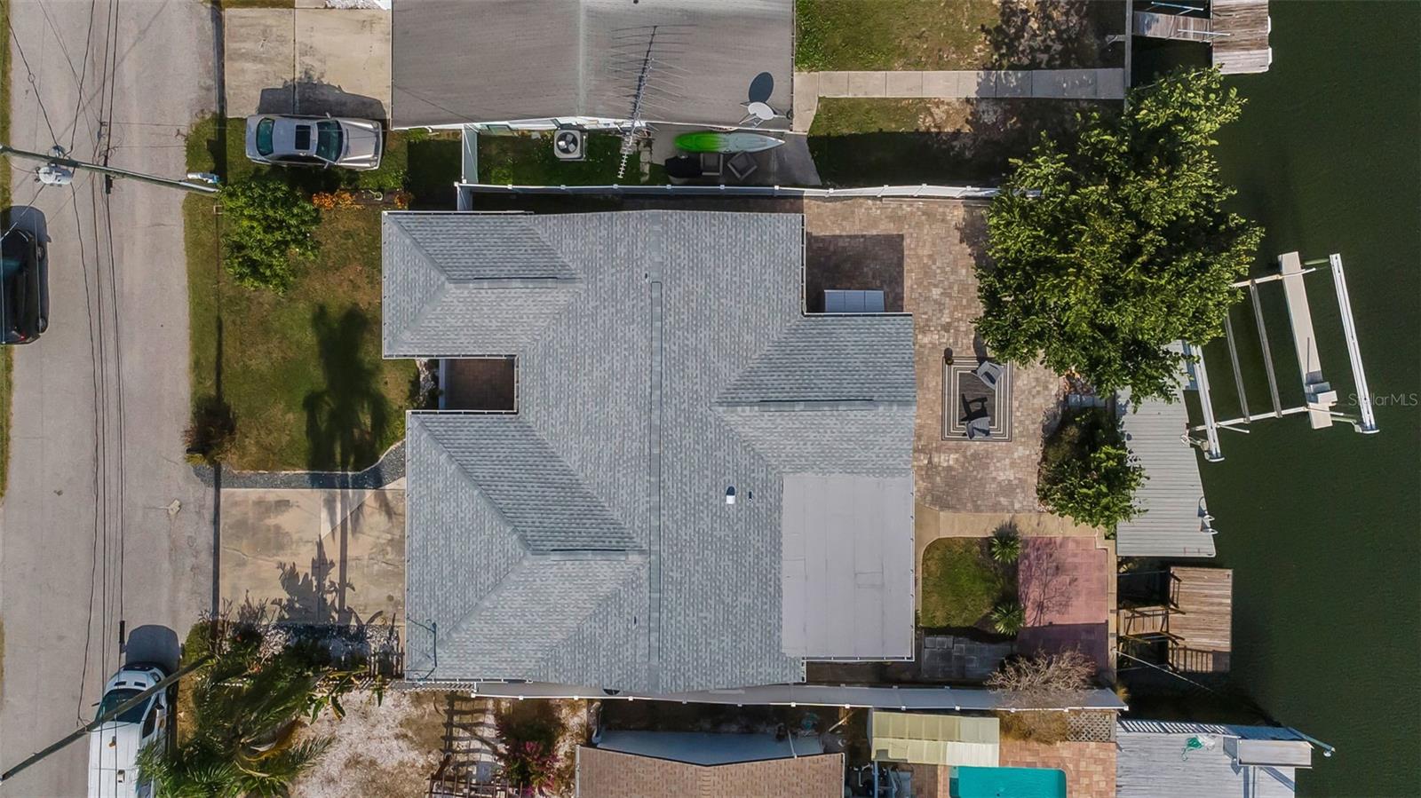13926 Darlene Ave photo 1