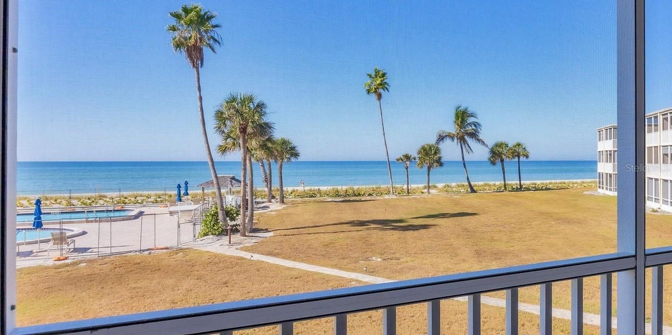 4825 Gulf Of Mexico Dr #202 photo 1