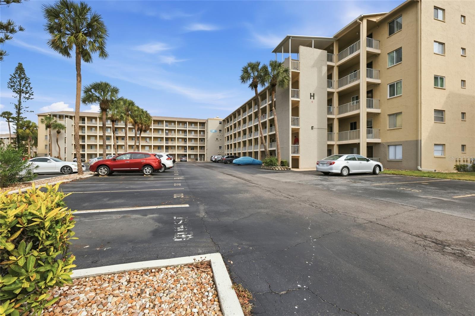 3839 Lake Bayshore Dr #H516 photo 1