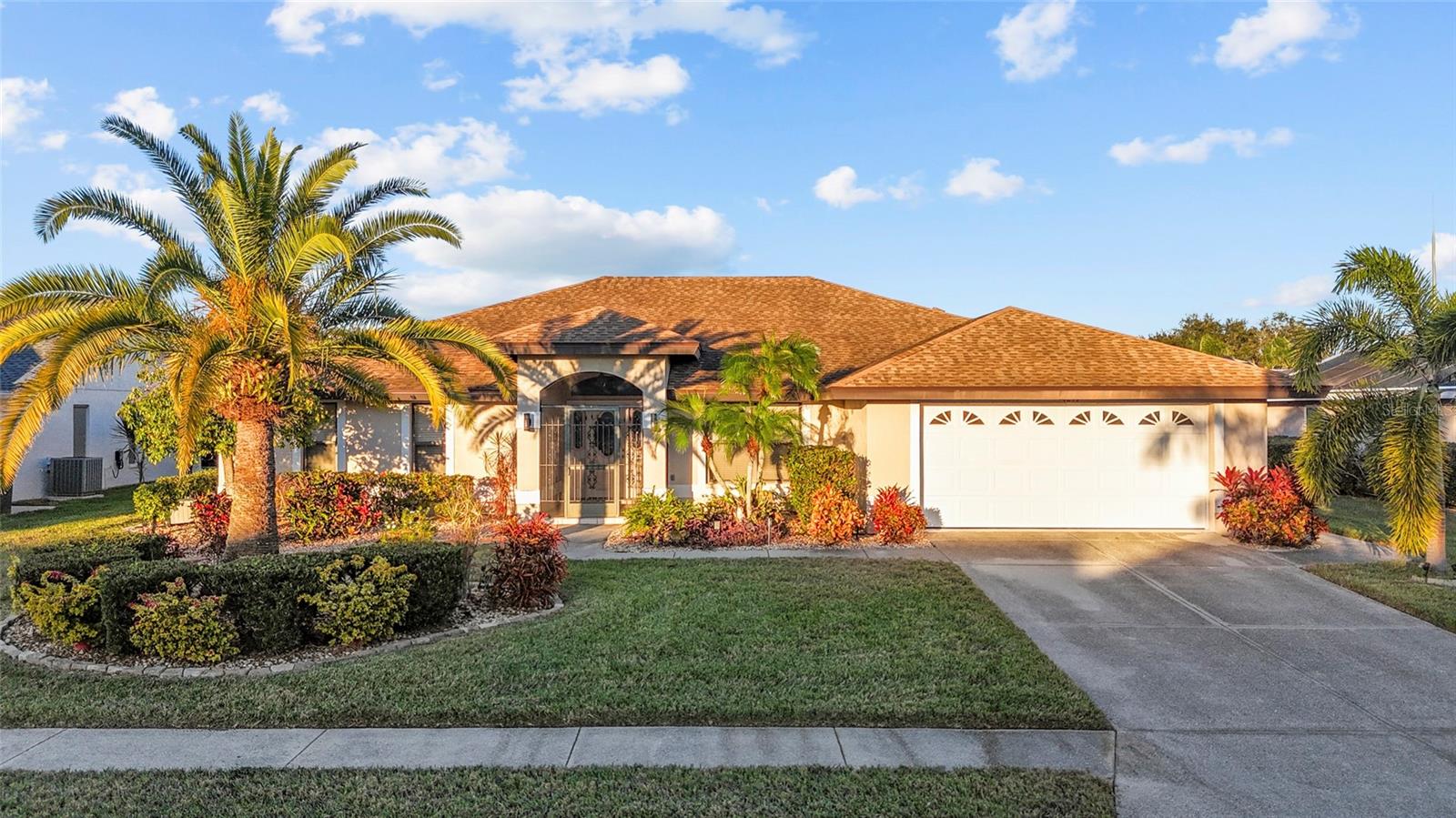 4219 Presidential Avenue Cir E photo 1