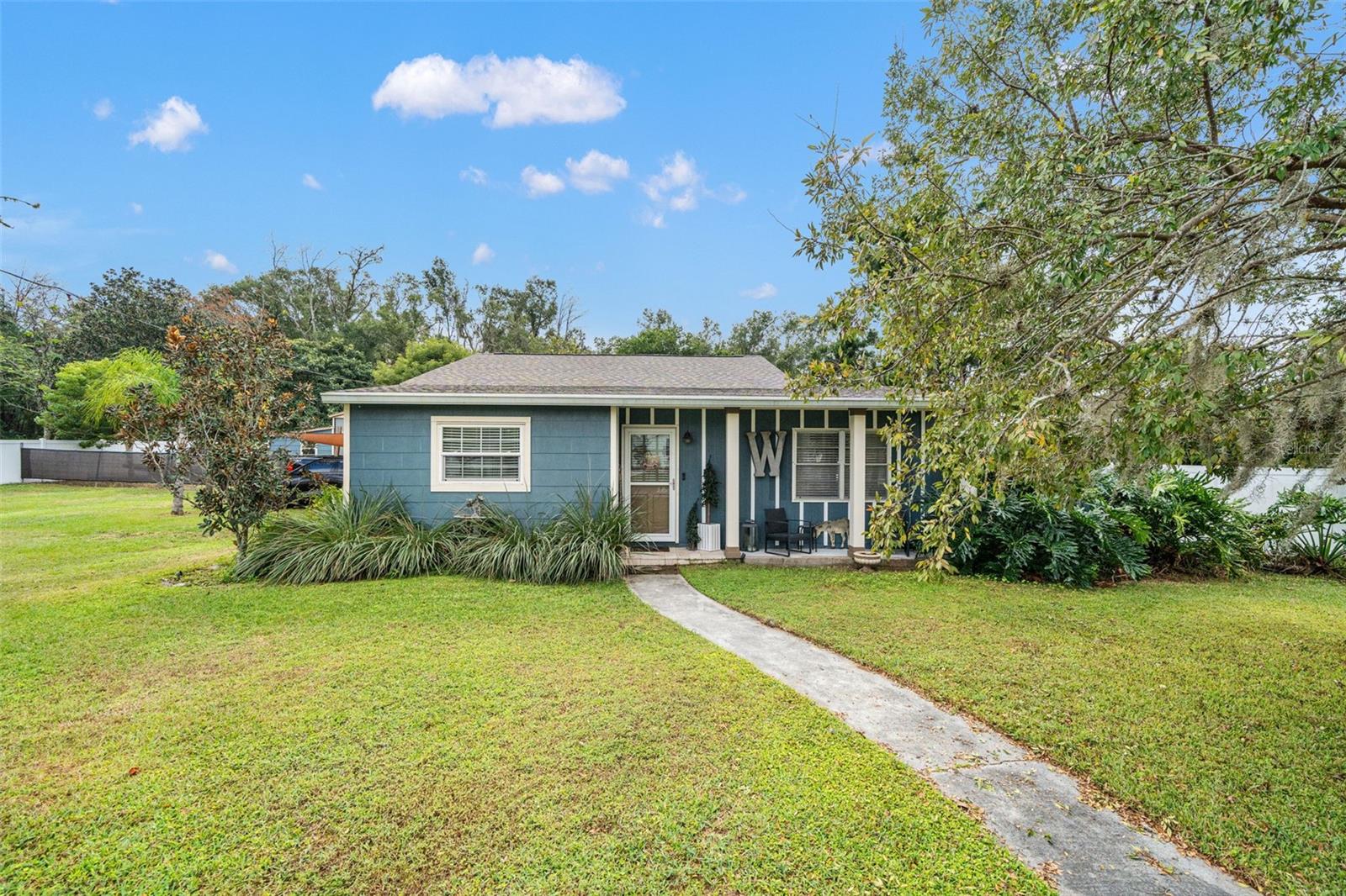 37738 Amelia Ave photo 1
