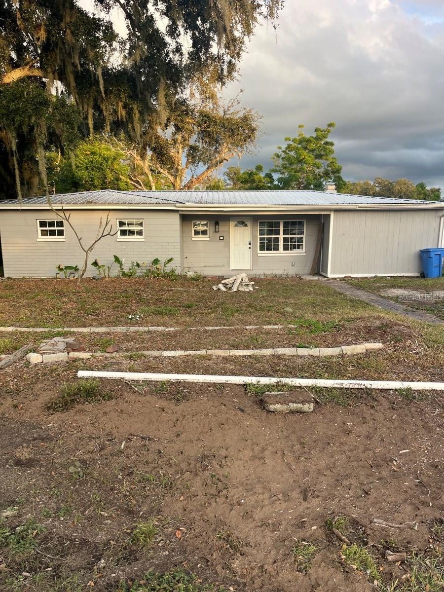 1006 Kenmore Dr photo 1