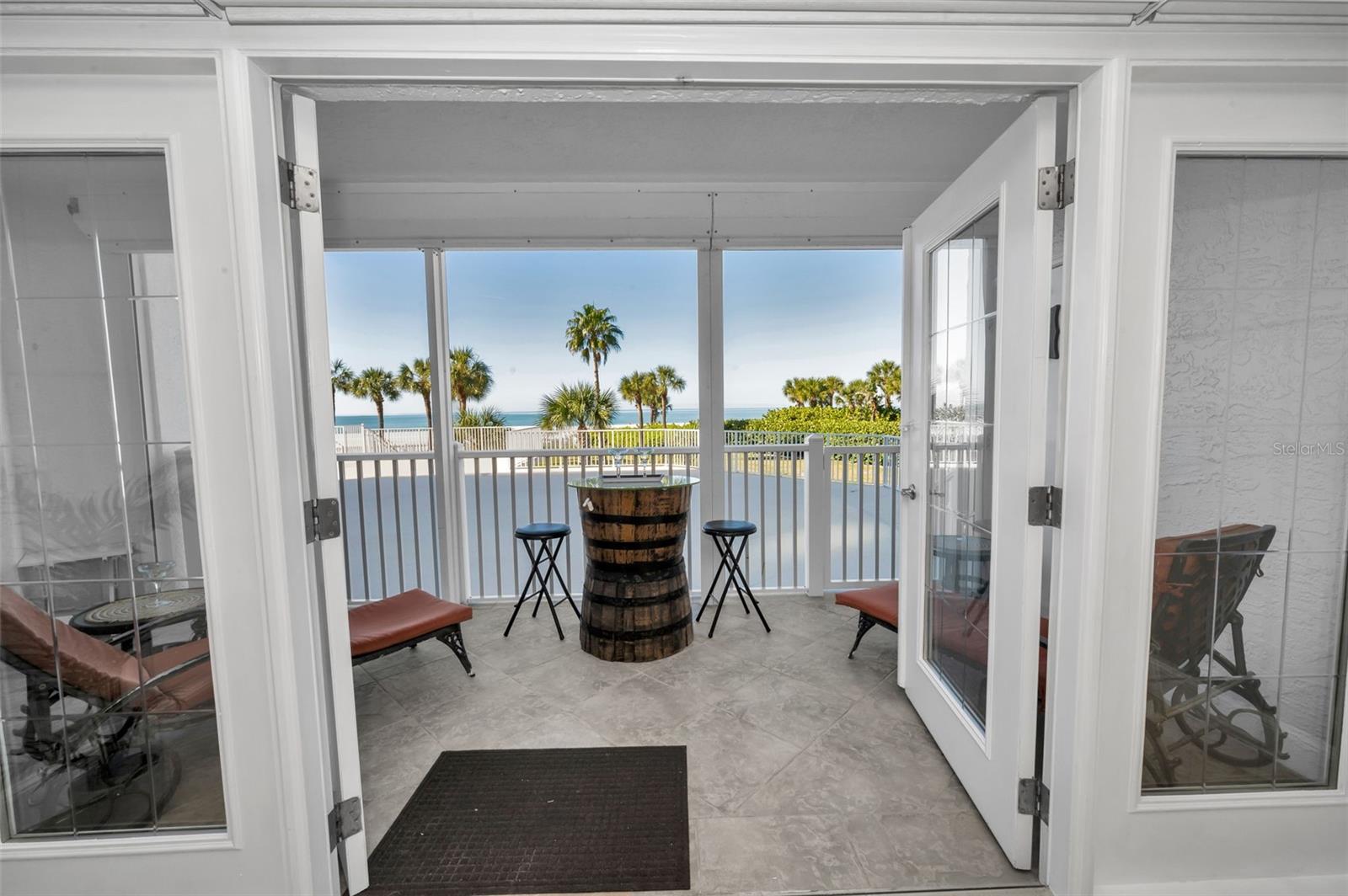 1582 Gulf Blvd #1106 photo 1