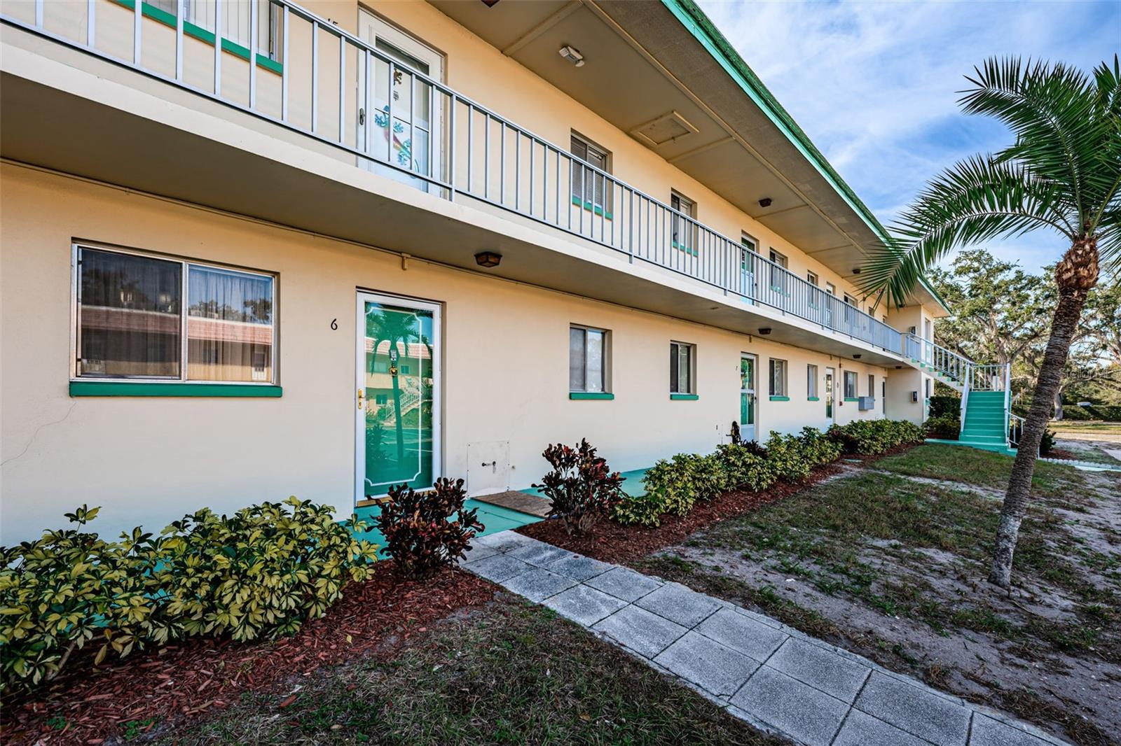 2001 Greenbriar Blvd #6 photo 1
