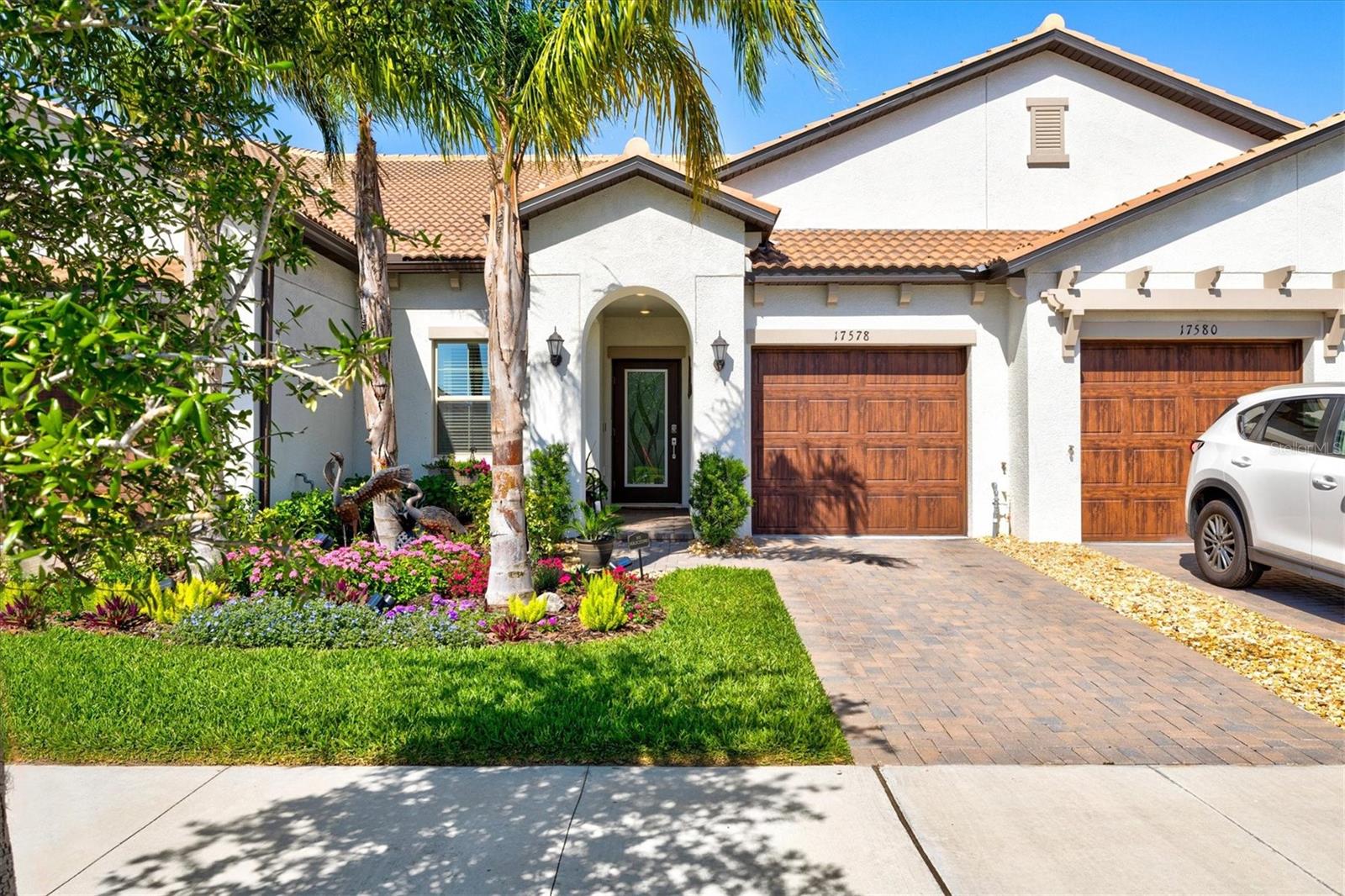 17578 Holly Well Ave photo 1