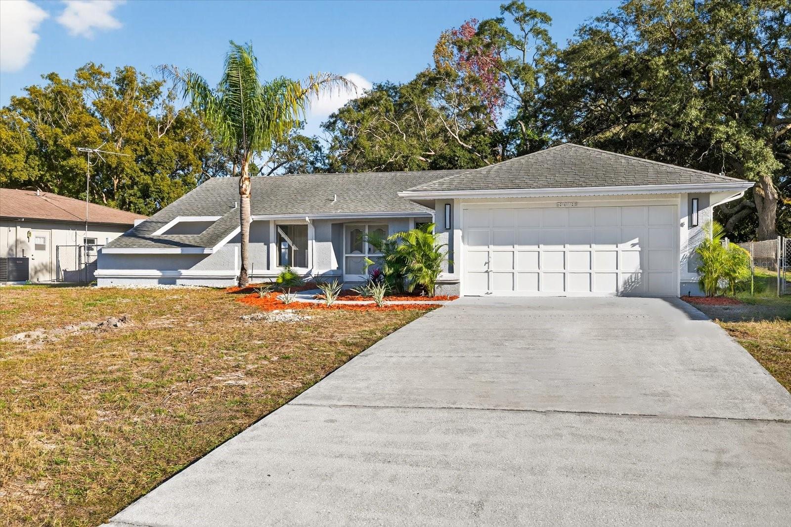 8078 Pagoda Dr photo 1