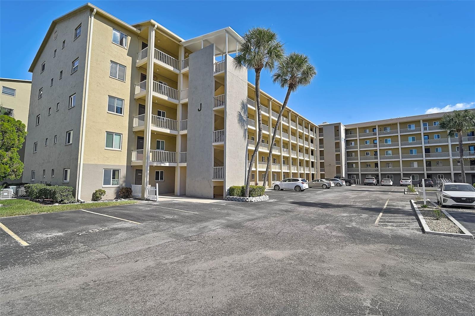 3585 Lake Bayshore Dr #J-301 photo 1