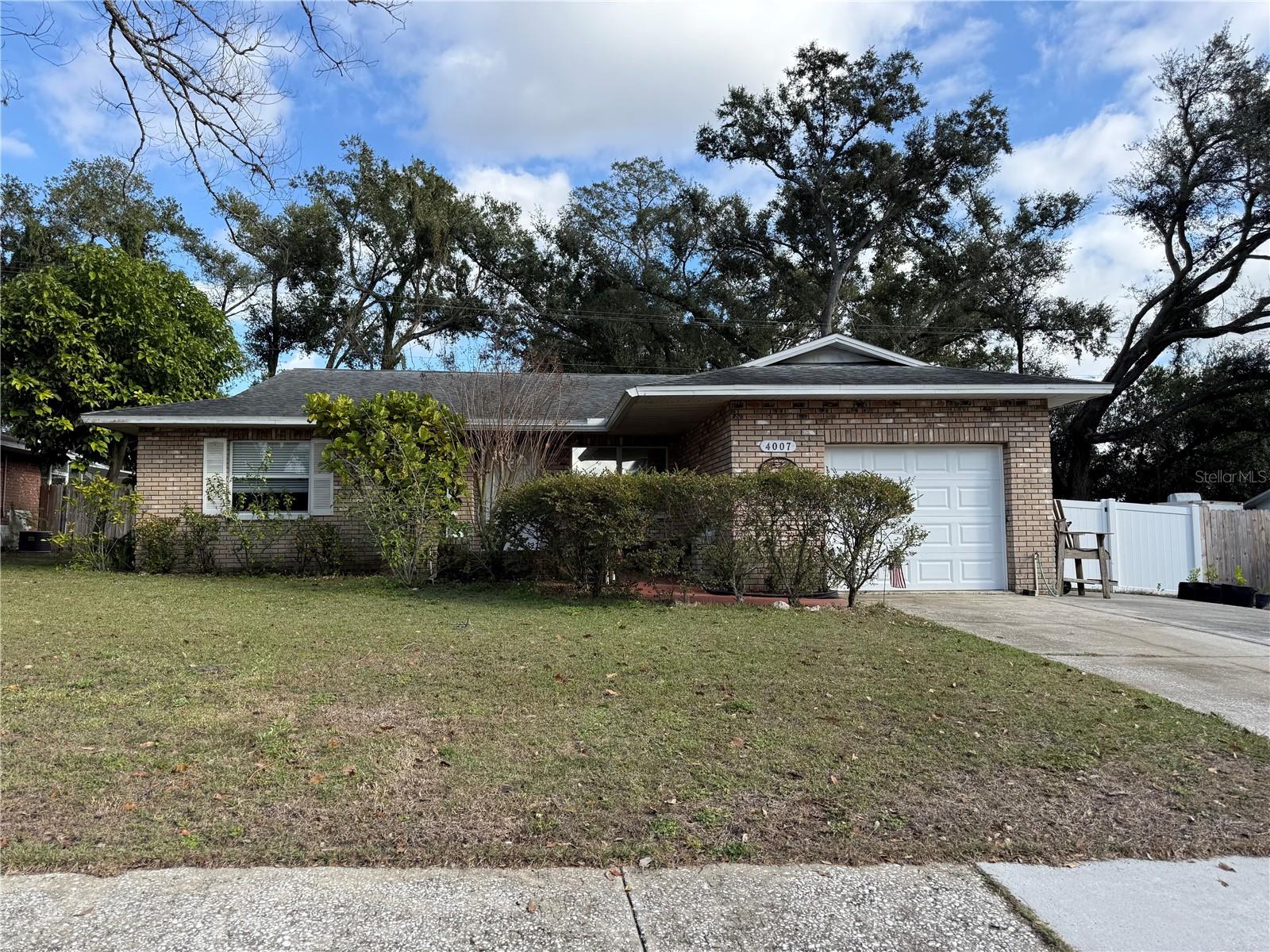 4007 Truman Dr photo 1