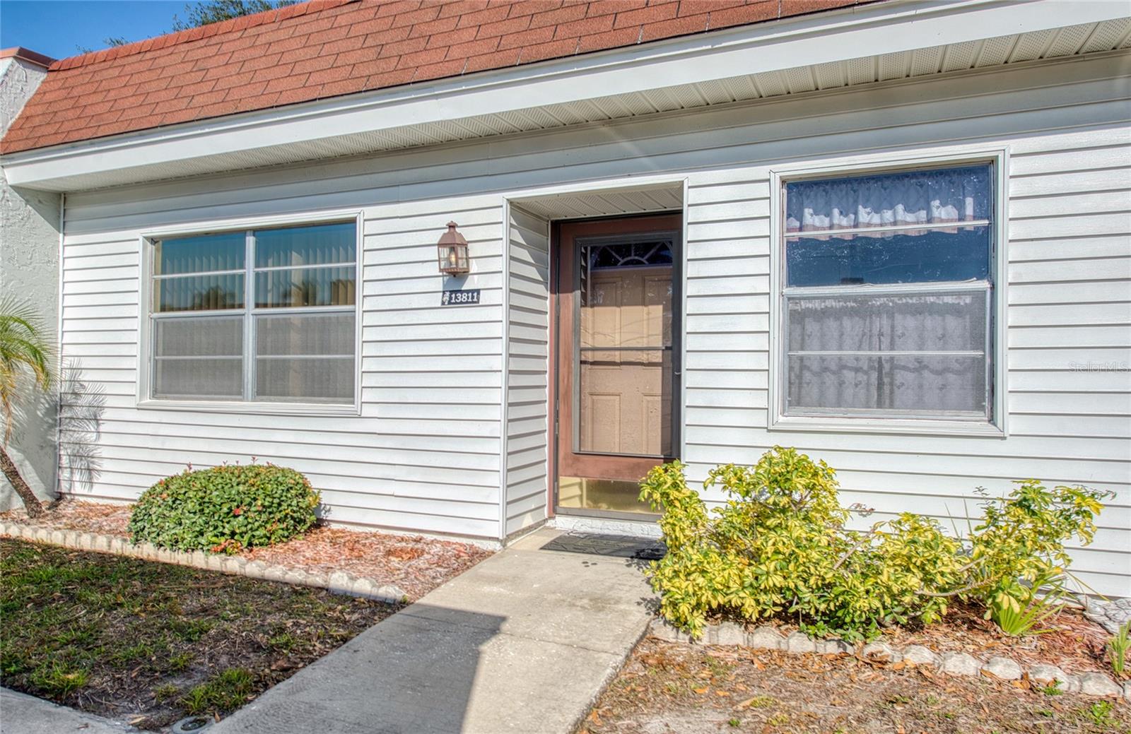 13811 Mission Oaks Blvd #E photo 1