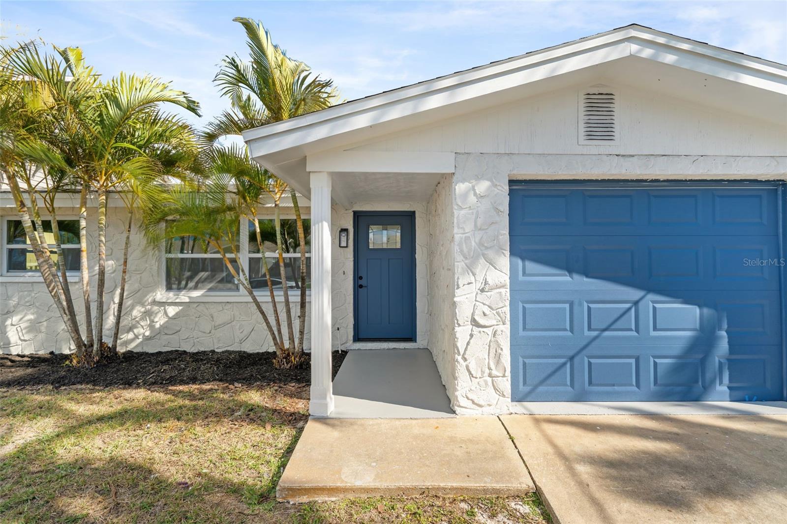 13804 Victor Ave photo 1