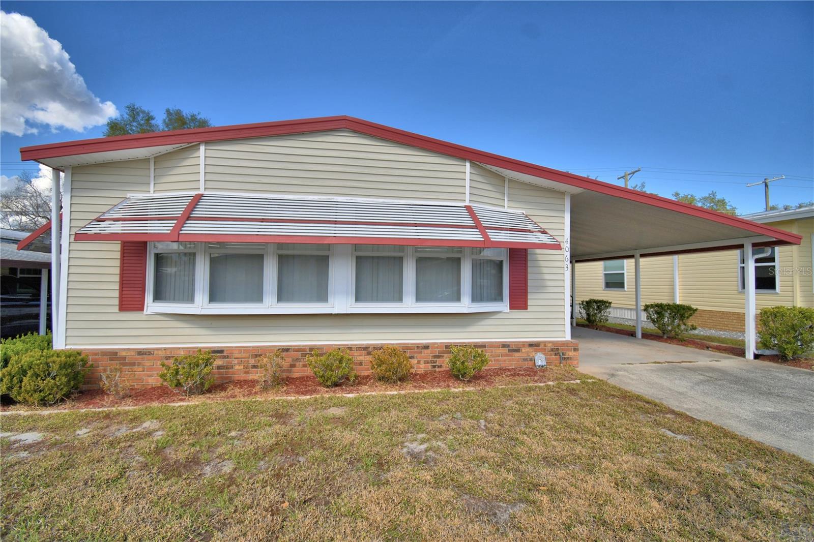 4063 Rolling Oaks Dr photo 1