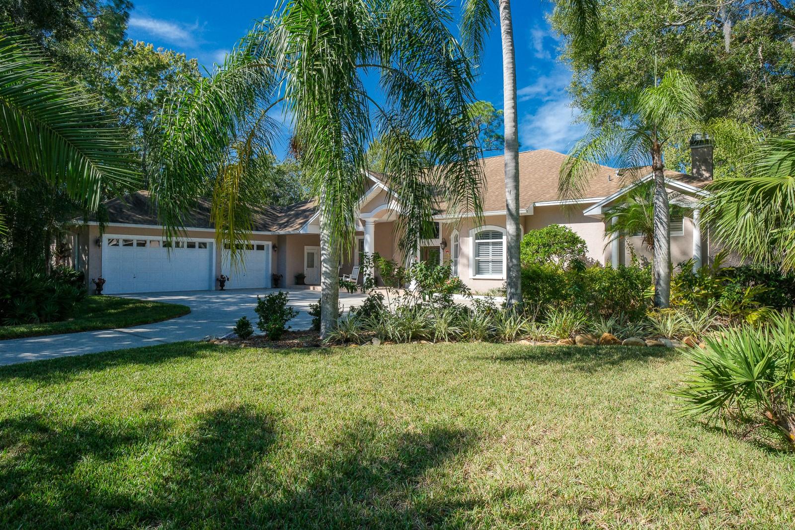 110 Deerpath Dr photo 1