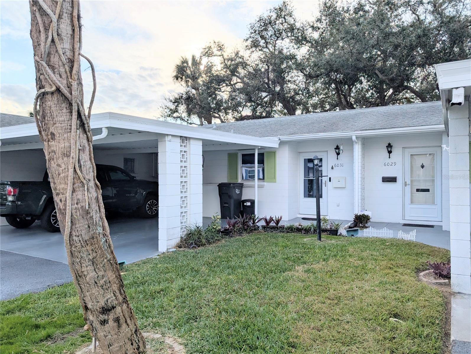 6031 Arlene Way photo 1