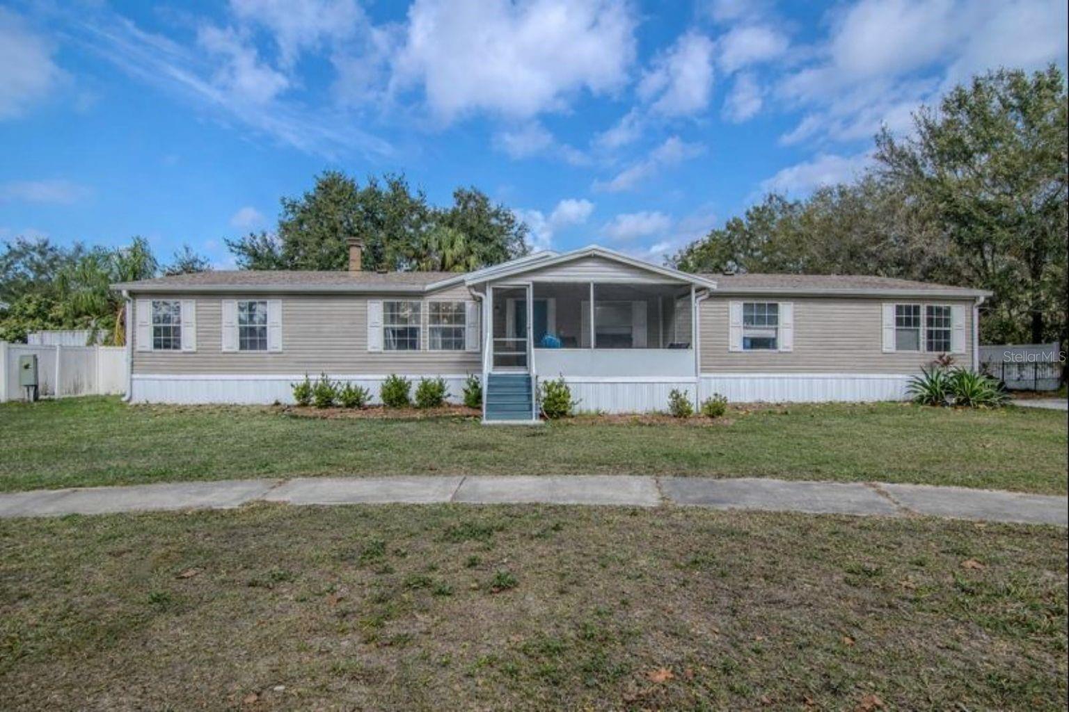 10404 Hawk CT photo 1