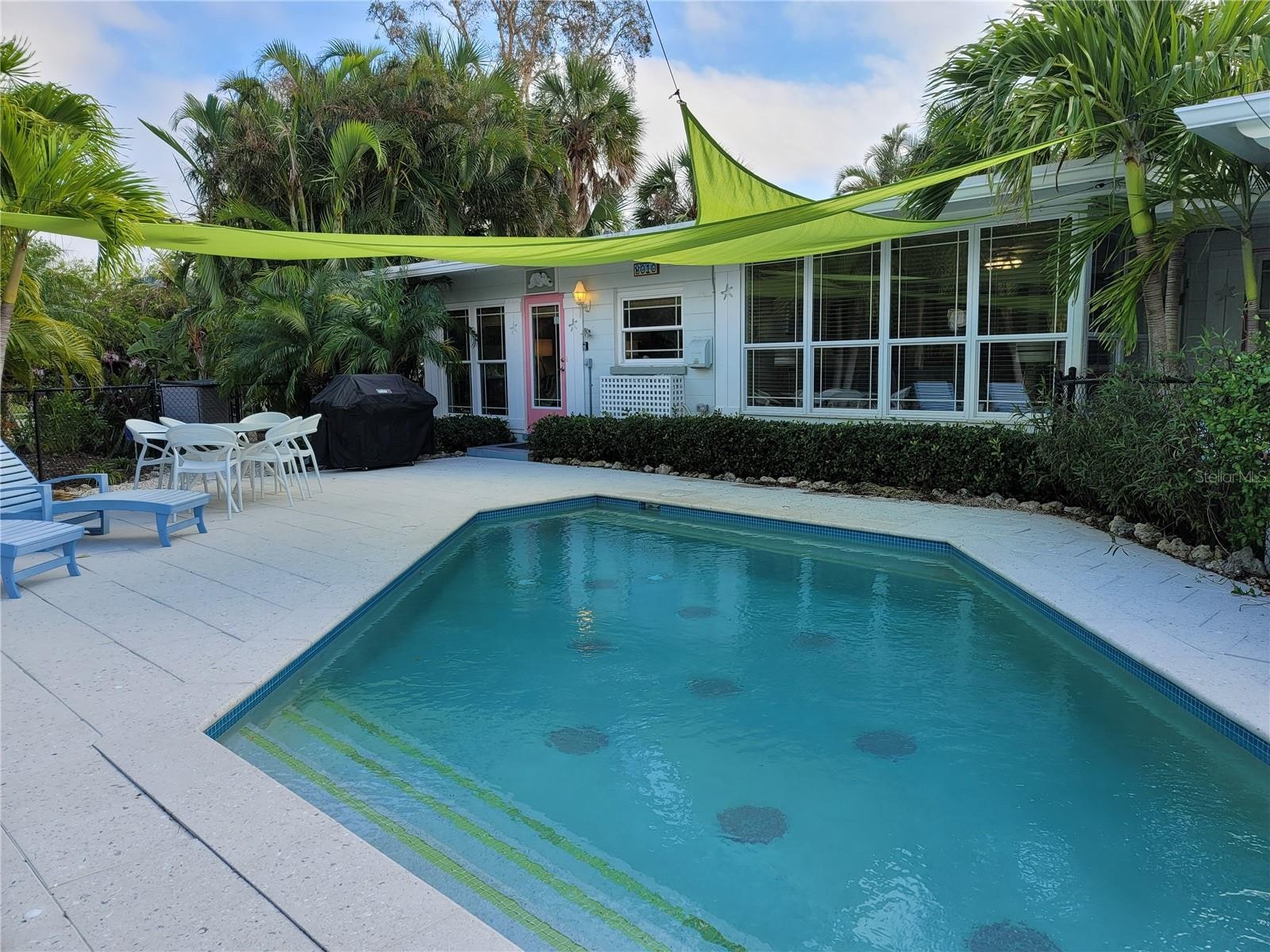 8010 Marina Dr photo 1